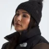Căciulă Oh Mega Fur Pom pentru femei Căciulă Oh Mega Fur Pom pentru femei