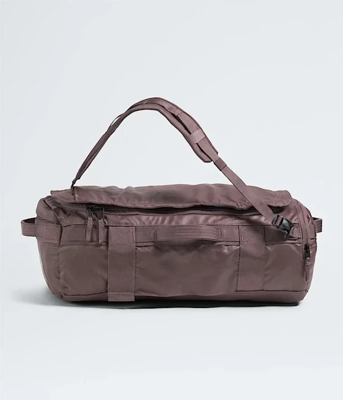Geantă Base Camp Voyager — 32 L Geantă Base Camp Voyager — 32 L