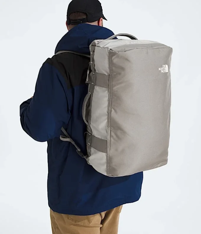 Geantă Base Camp Voyager — 42 L Geantă Base Camp Voyager — 42 L