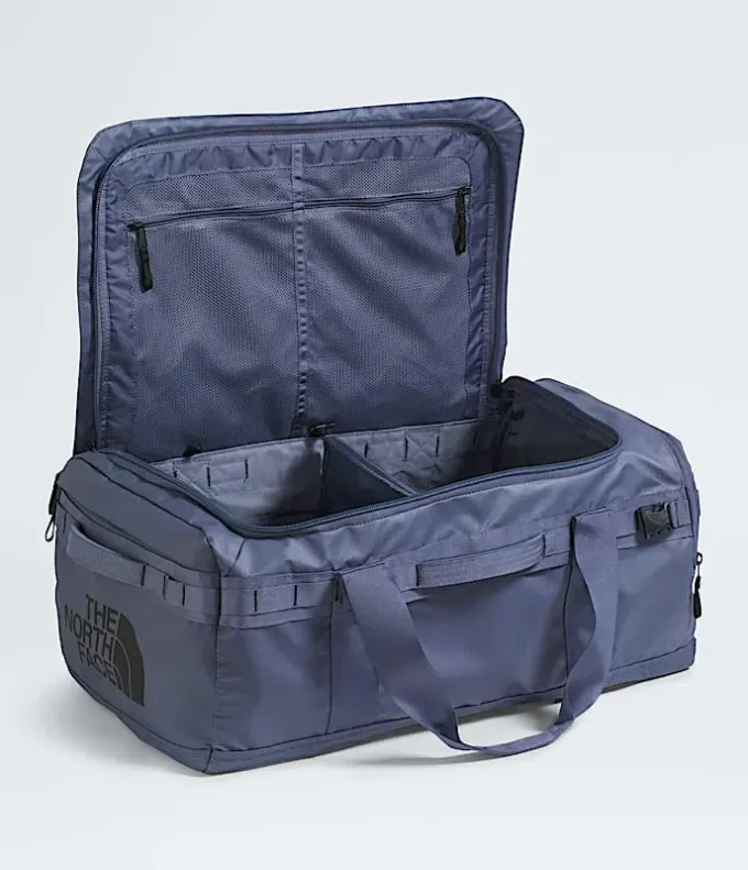 Geantă Base Camp Voyager — 62 L Geantă Base Camp Voyager — 62 L
