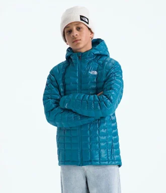 Jacheta cu glugă THERMOBALL™ pentru băieți și fete