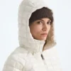 Jacheta cu glugă THERMOBALL™ pentru femei