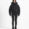 Jacheta izolată pentru femei The North Face X SKIMS Jacheta izolată pentru femei The North Face X SKIMS