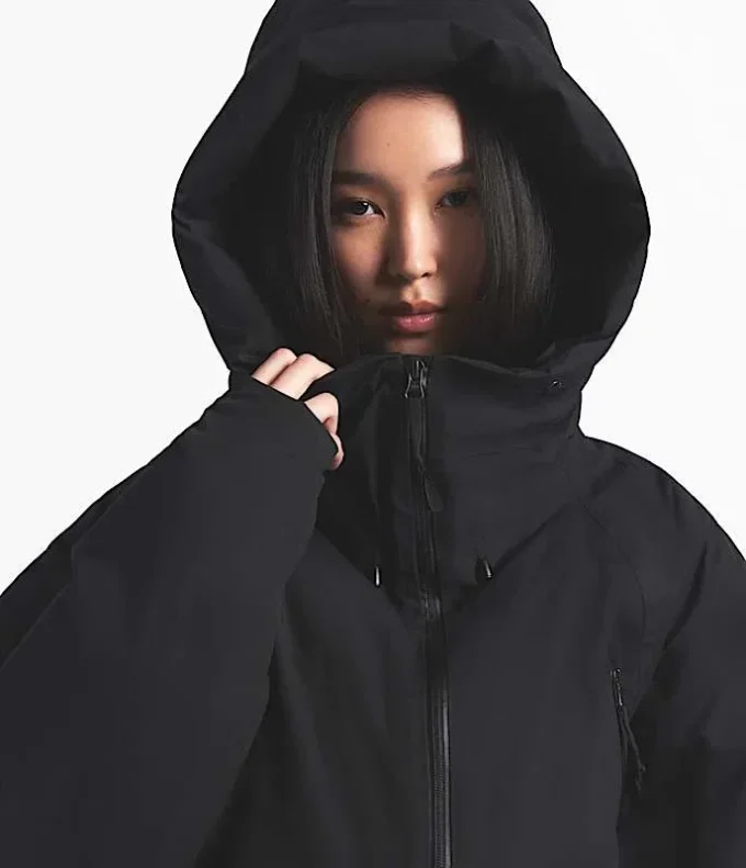 Jacheta izolată pentru femei The North Face X SKIMS Jacheta izolată pentru femei The North Face X SKIMS