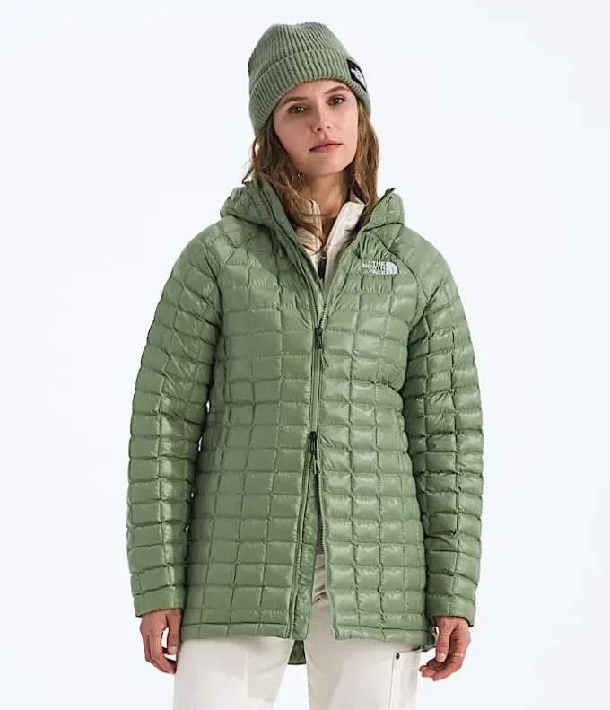 Parka cu glugă THERMOBALL™ pentru femei Parka cu glugă THERMOBALL™ pentru femei