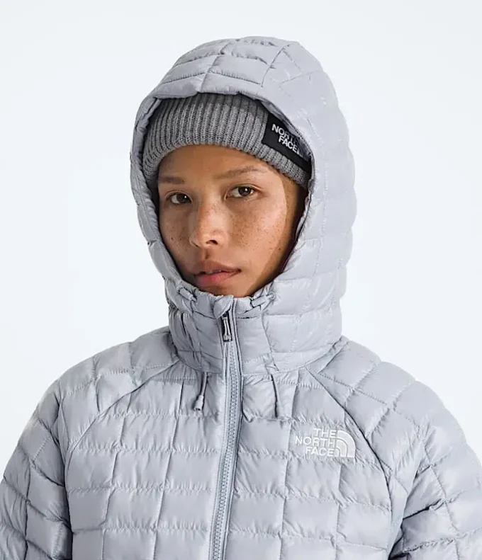 Parka cu glugă THERMOBALL™ pentru femei Parka cu glugă THERMOBALL™ pentru femei