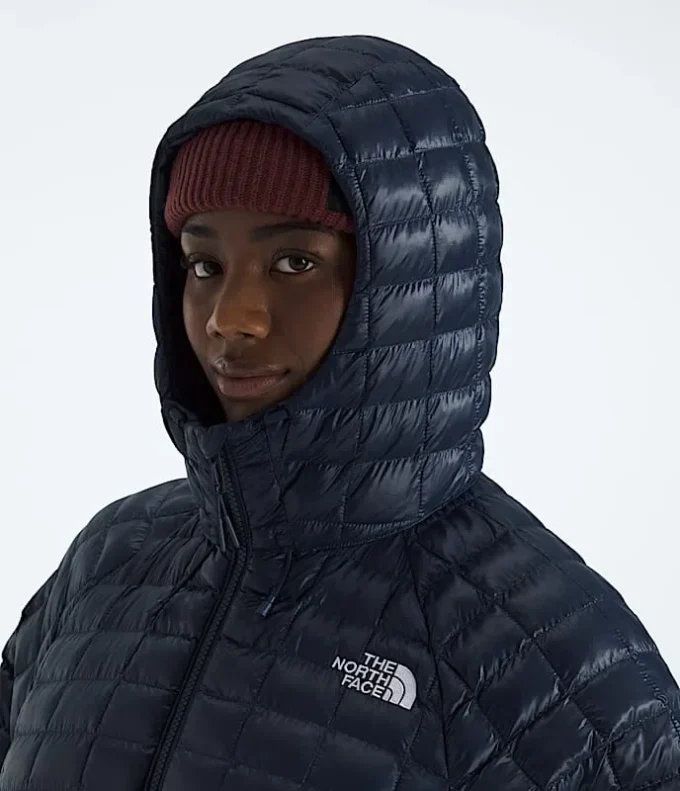 Parka cu glugă THERMOBALL™ pentru femei Parka cu glugă THERMOBALL™ pentru femei