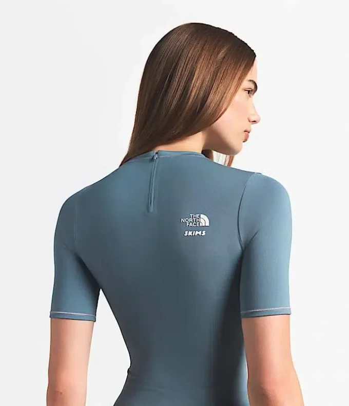 The North Face X SKIMS Bluză cu mâneci scurte pentru femei Refina The North Face X SKIMS Bluză cu mâneci scurte pentru femei Refina
