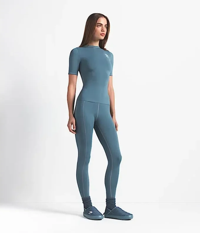 The North Face X SKIMS Bluză cu mâneci scurte pentru femei Refina The North Face X SKIMS Bluză cu mâneci scurte pentru femei Refina