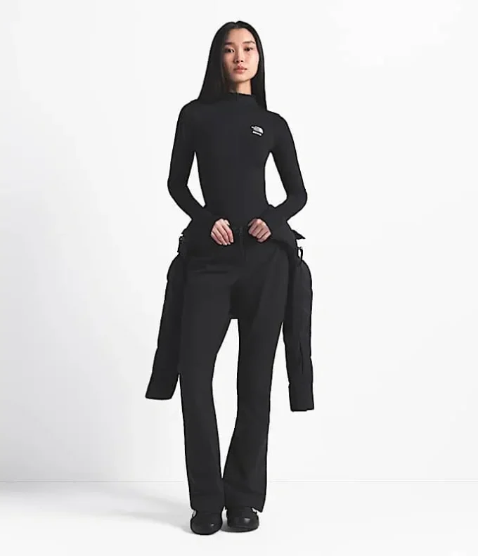 The North Face X SKIMS Costum de schi pentru femei Off The Clock One Piece The North Face X SKIMS Costum de schi pentru femei Off The Clock One Piece