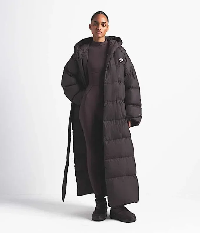 The North Face X SKIMS Parka Nuptse Wrap pentru femei The North Face X SKIMS Parka Nuptse Wrap pentru femei