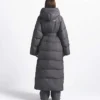 The North Face X SKIMS Parka Nuptse Wrap pentru femei The North Face X SKIMS Parka Nuptse Wrap pentru femei