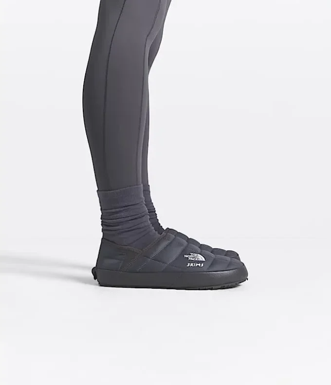The North Face X SKIMS Thermoball Traction Mule V The North Face X SKIMS Thermoball Traction Mule V