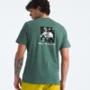 Tricou cu mânecă scurtă pentru bărbați Core TNF™ Flower Box NSE Tricou cu mânecă scurtă pentru bărbați Core TNF™ Flower Box NSE