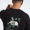 Tricou cu mânecă scurtă pentru bărbați Core TNF™ Flower Box NSE Tricou cu mânecă scurtă pentru bărbați Core TNF™ Flower Box NSE
