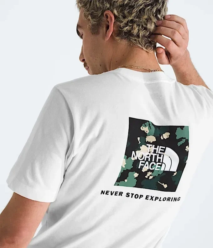 Tricou cu mânecă scurtă pentru bărbați Core TNF™ Flower Box NSE Tricou cu mânecă scurtă pentru bărbați Core TNF™ Flower Box NSE