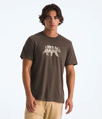 Tricou cu mânecă scurtă pentru bărbați Evolution TNF™ Bear — Grafică Tricou cu mânecă scurtă pentru bărbați Evolution TNF™ Bear — Grafică