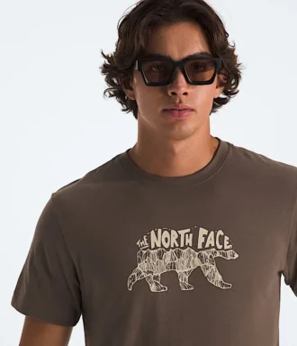 Tricou cu mânecă scurtă pentru bărbați Evolution TNF™ Bear — Grafică Tricou cu mânecă scurtă pentru bărbați Evolution TNF™ Bear — Grafică