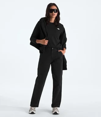 Tricou cu mâneci lungi și croi simplu pentru femei
