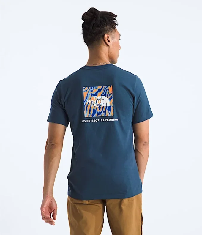 Tricou cu mâneci scurte pentru bărbați Core Wavy Lines Box NSE Tricou cu mâneci scurte pentru bărbați Core Wavy Lines Box NSE
