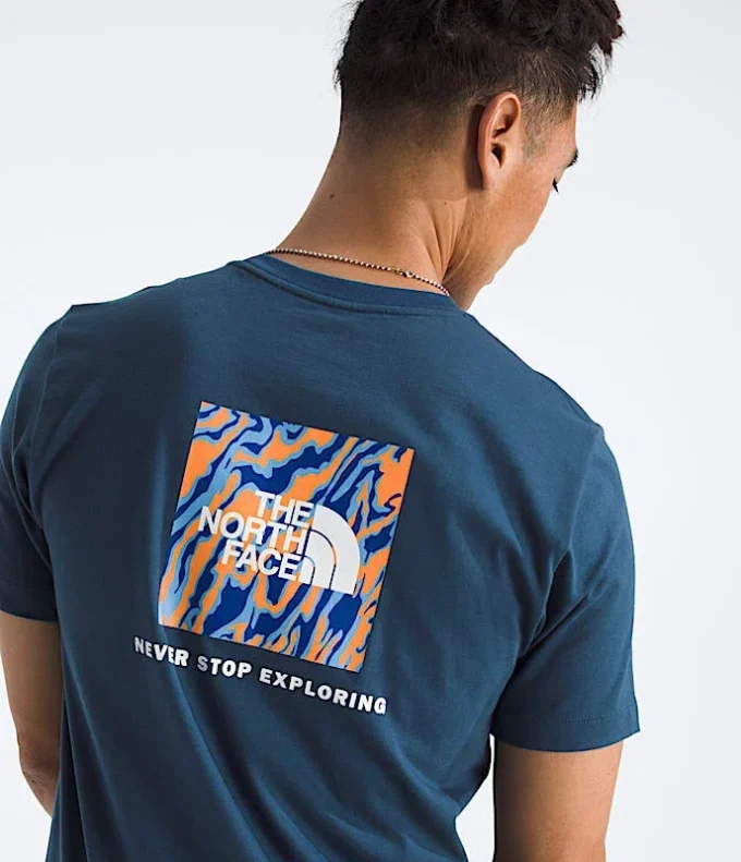 Tricou cu mâneci scurte pentru bărbați Core Wavy Lines Box NSE Tricou cu mâneci scurte pentru bărbați Core Wavy Lines Box NSE