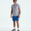 Tricou cu mâneci scurte pentru bărbați, din trei materiale Tricou cu mâneci scurte pentru bărbați, din trei materiale