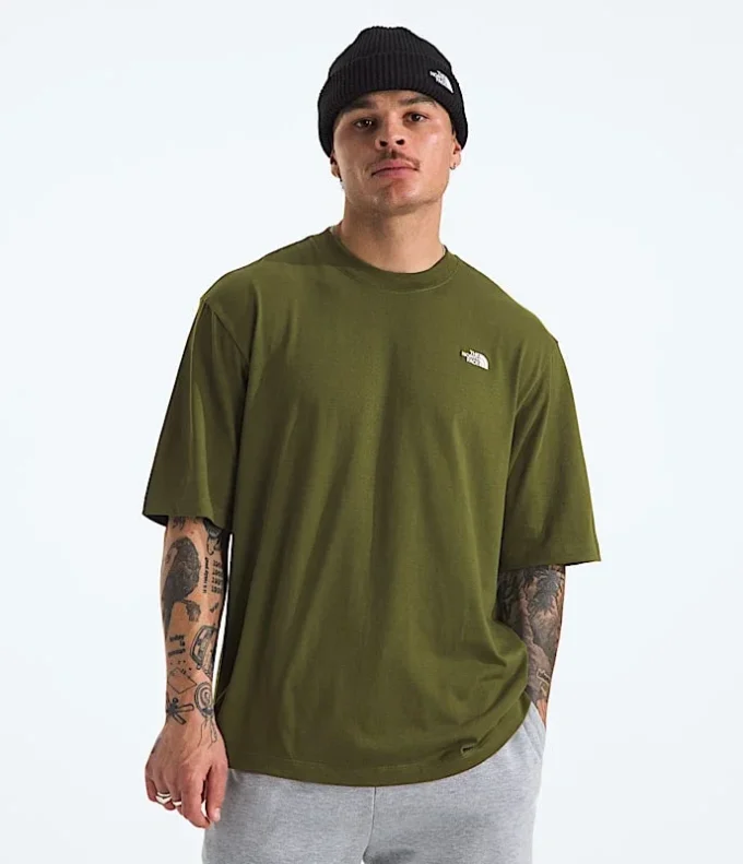 Tricou cu mâneci scurte TNF™ Essential Simple Dome Oversized pentru bărbați Tricou cu mâneci scurte TNF™ Essential Simple Dome Oversized pentru bărbați