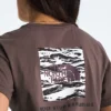 Tricou relaxat pentru femei NSE Box Edge Of Light Infill Tricou relaxat pentru femei NSE Box Edge Of Light Infill